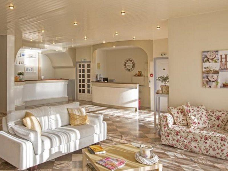 Aurora Hotel Agios Ioannis Peristeron (Corfu)